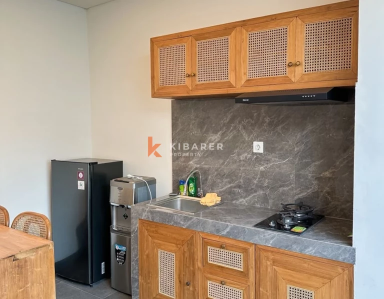 Vila Dua Kamar Tidur Bergaya Tropis Modern di Sanur