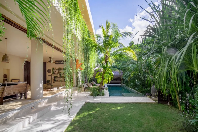 Bohemian-Chic Three Bedroom Villa with Rooftop Ocean and Sunset Views in UluwatuBohemian-Chic Three Bedroom Villa with Rooftop Ocean and Sunset Views in Uluwatu