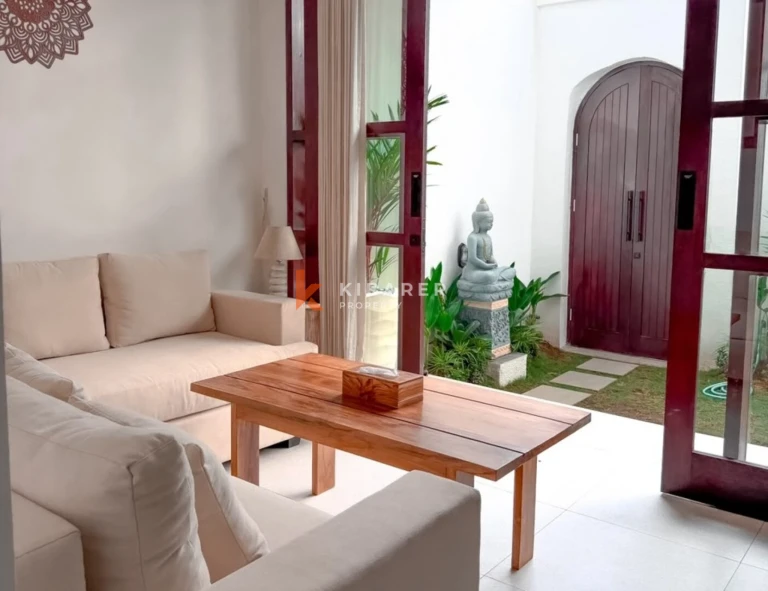 Modern Serenity - Vila Dua Kamar Tidur dengan Jacuzzi di Seseh