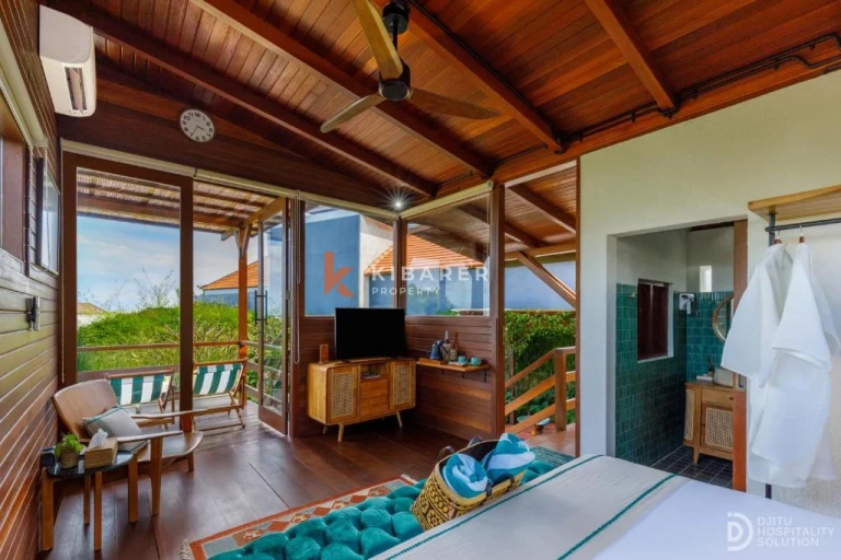Lovely Wooden Retreat One Bedroom Villa in Gianyar Keramas