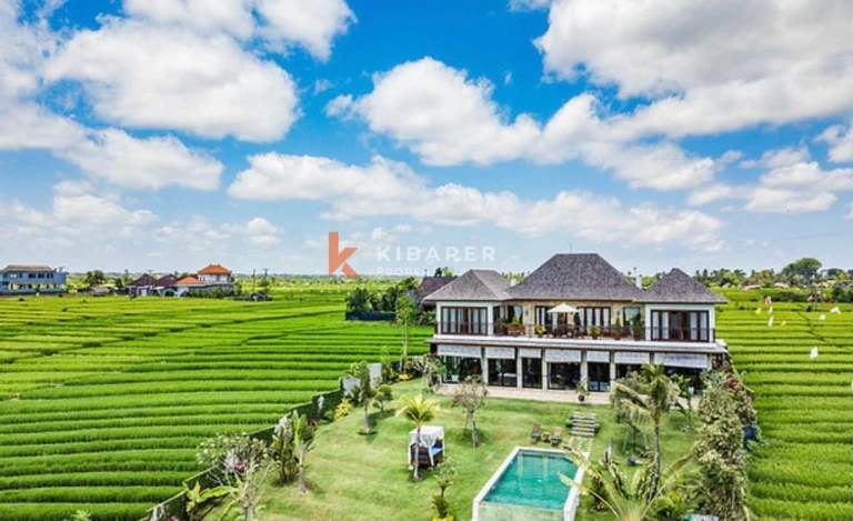Exceptional Three Bedroom Villa with Large Land in Cemagi