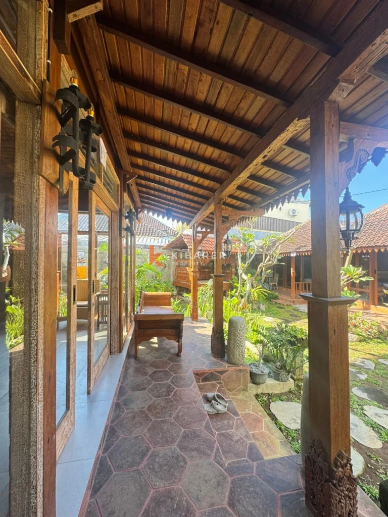 Lovely Joglo Three Bedroom House in Sanur