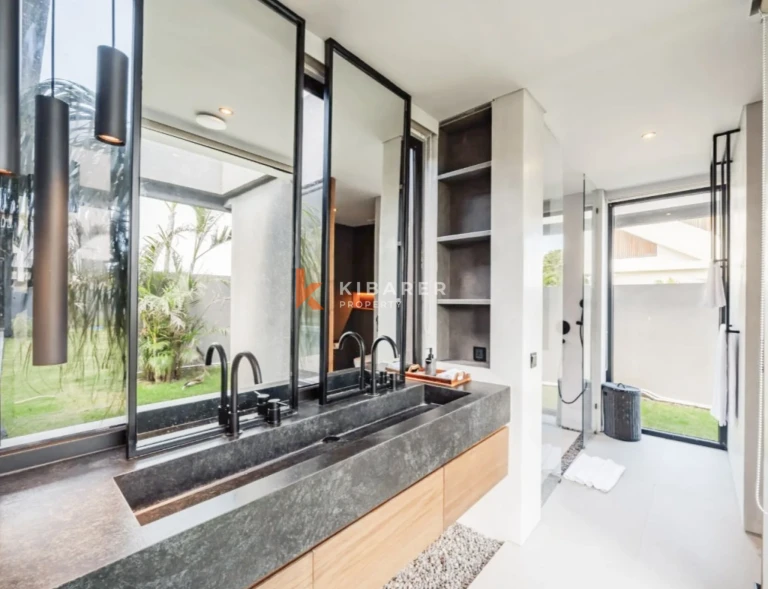Luxury Four-Bedroom Modern Villa with Expansive Pool and Sunken Lounge in Umalas