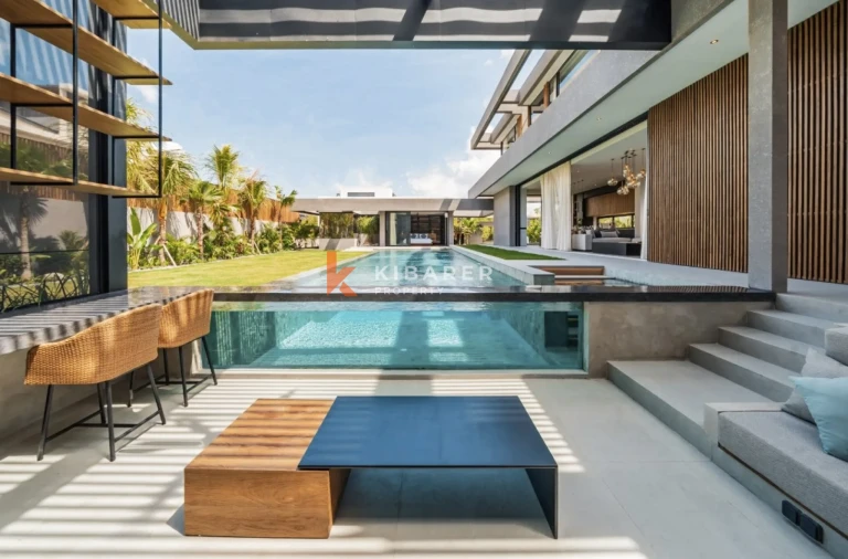 Luxury Four-Bedroom Modern Villa with Expansive Pool and Sunken Lounge in Umalas