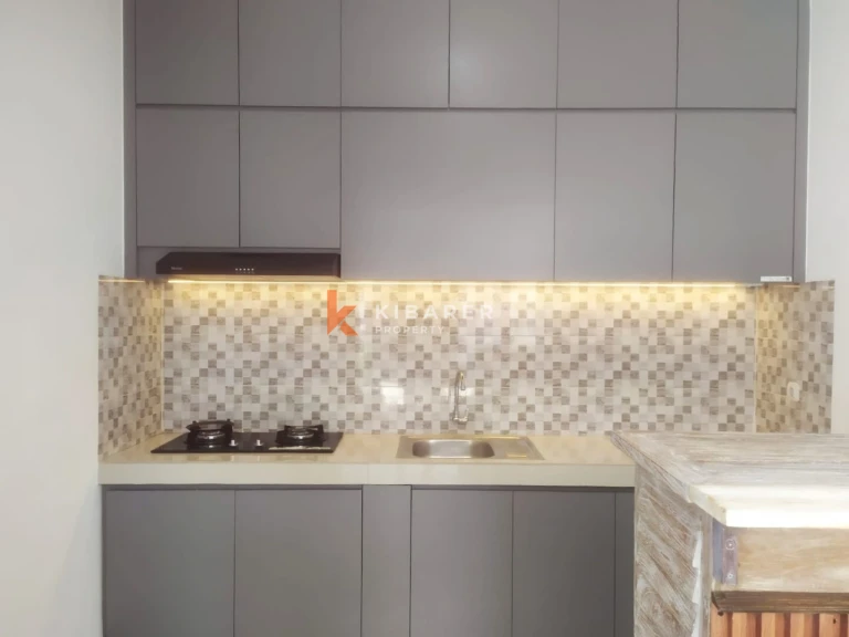 Vila Menawan dengan Dua Kamar Tidur dan Area Rooftop di Sanur