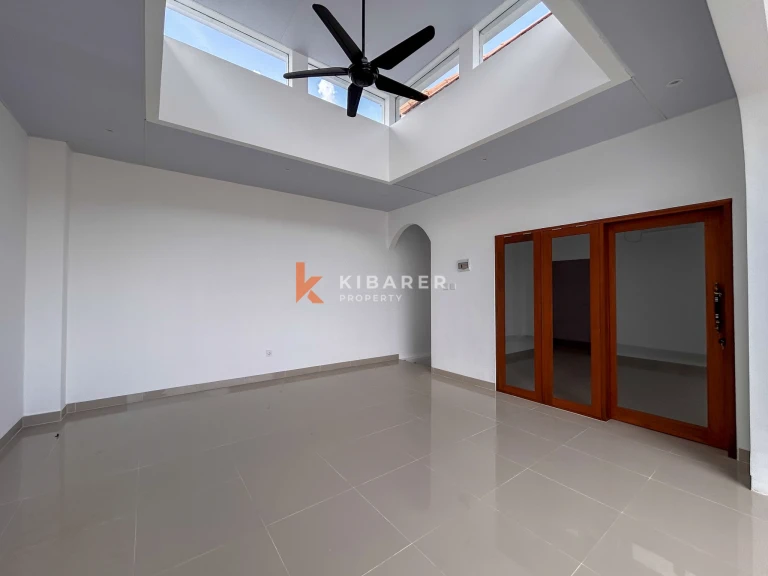 Stylish Unfurnished Three-Bedroom Villa in Umalas