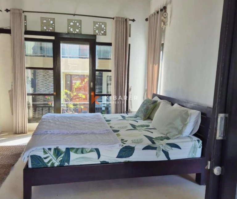 Vila Dua Kamar Tidur yang Menawan dengan Nuansa Tropis Khas Bali di Munggu