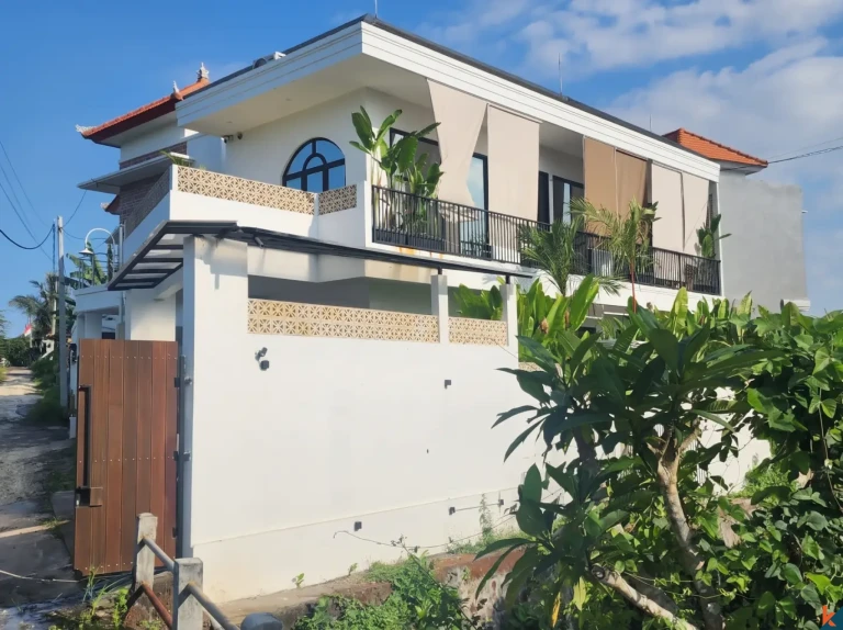 Modern 2-bedroom freehold house exterior in Abianbase Mengwi Bali