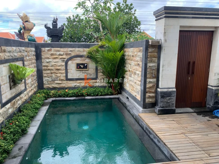 Chic Three-Bedroom Tropical Villa with Pool in Pantai Lima