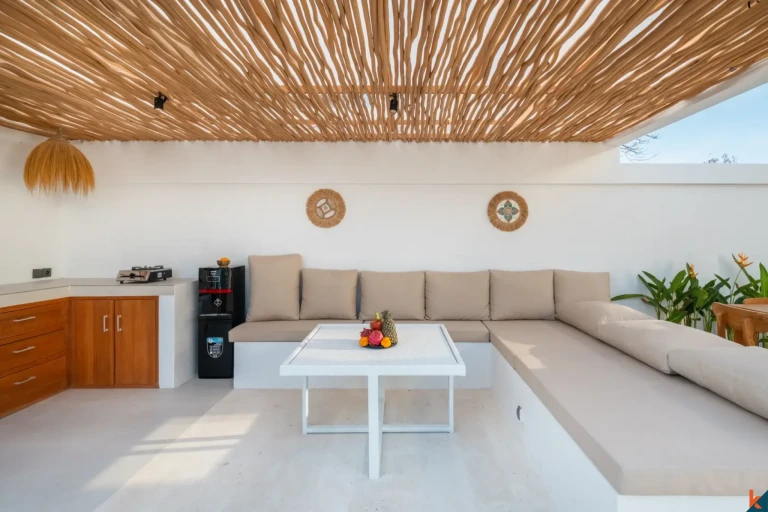 Long Leasehold 2-Bedroom Villa Walking Distance to the Beach in Nusa Lembongan